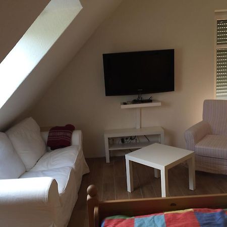Huus-Windroos-Wohnung-2 Ditzum Eksteriør billede