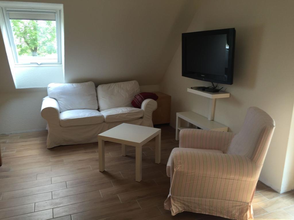 Huus-Windroos-Wohnung-2 Ditzum Eksteriør billede